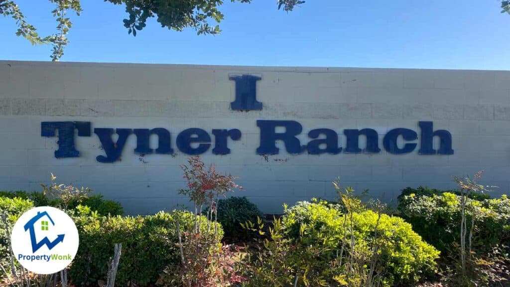 Signage at the entrance to the Tyner Ranch neighborhood in Bakersfield.